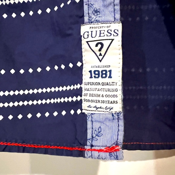 GUESS Women’s Blue Paisley Button-Down Blouse - Picture 5 of 8